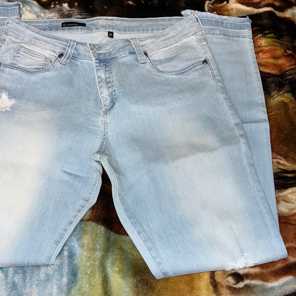 KUT Mia toothpick skinny size 12. Light washed denim jeans